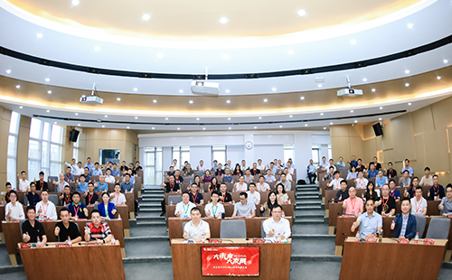 pg电游站电气2021核心伙伴共赢大会隆重举行！